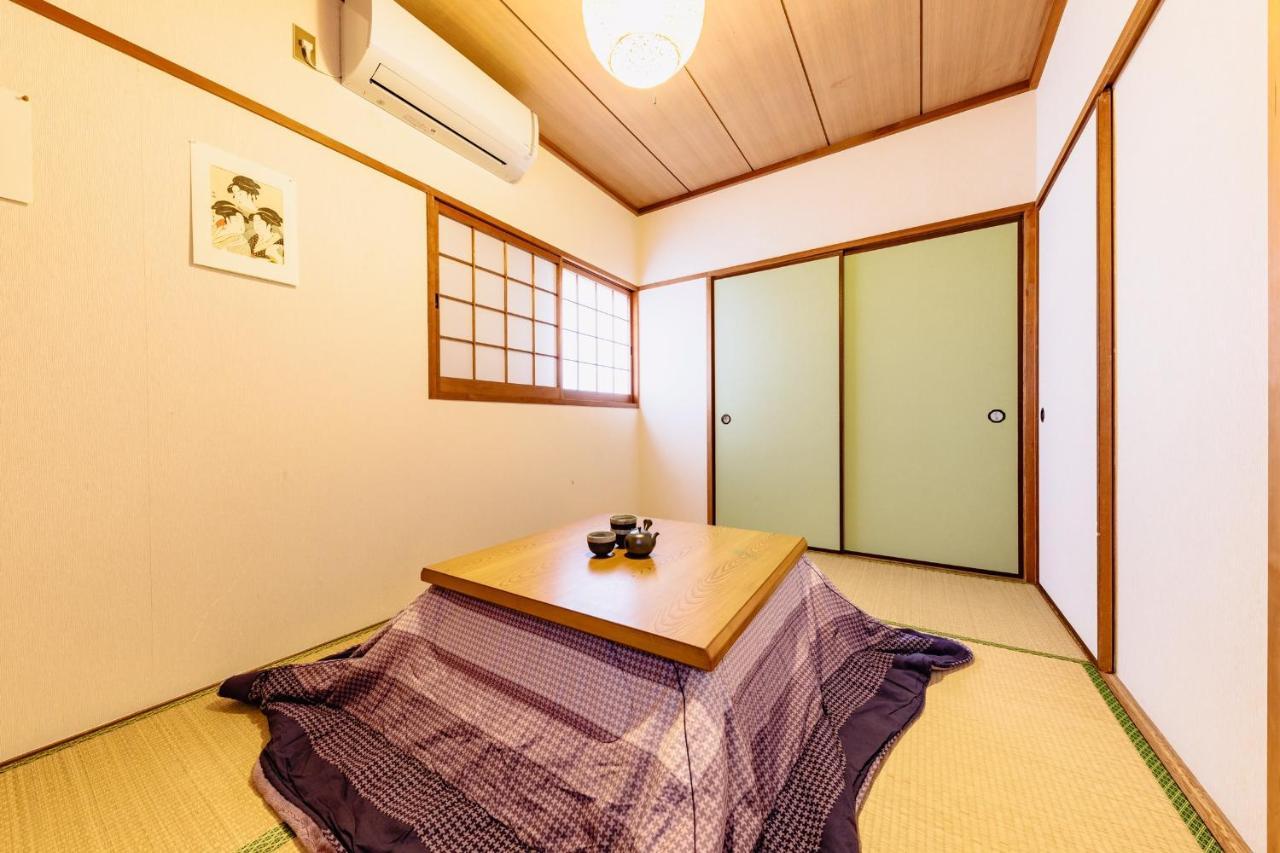 Villa 駐車場付き!近徒歩2分!難波,道頓堀エリアまで1駅!Usjまで15分!観光好立地の戸建! Ōsaka Exterior foto