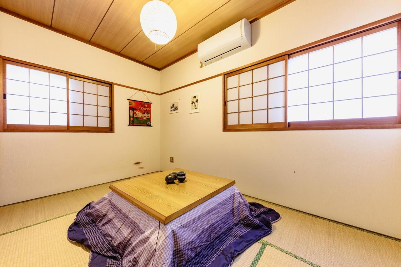 Villa 駐車場付き!近徒歩2分!難波,道頓堀エリアまで1駅!Usjまで15分!観光好立地の戸建! Ōsaka Exterior foto